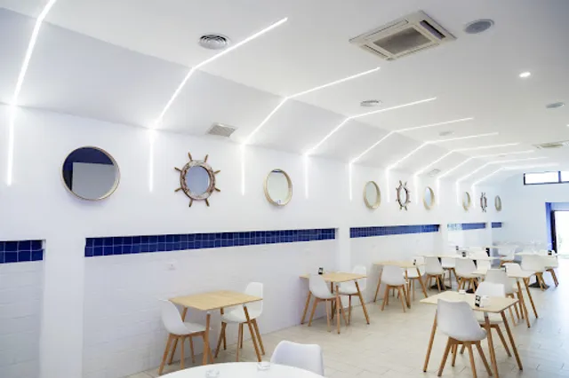 Cruise Cafe | Home-Made | Burger | Poké | Brunch | Civitavecchia