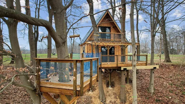 Hocking Hills Family Fun Center and Riverside Campground