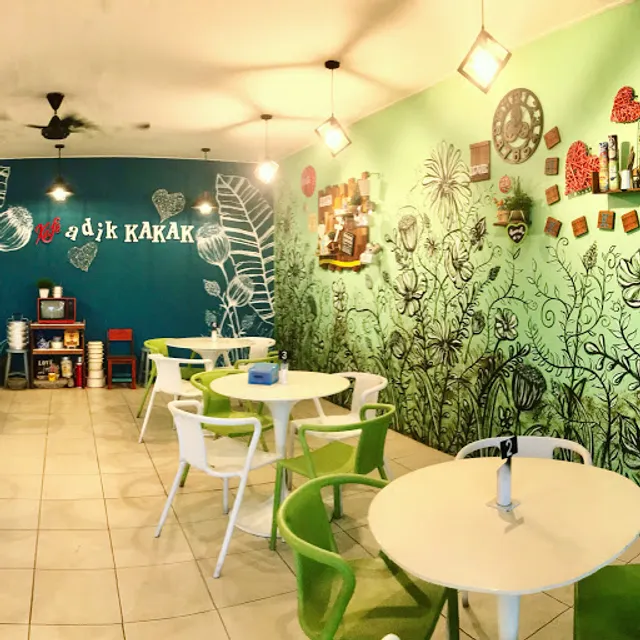 Kafe Adik KAKAK : BREAKFAST-LUNCH-DINNER