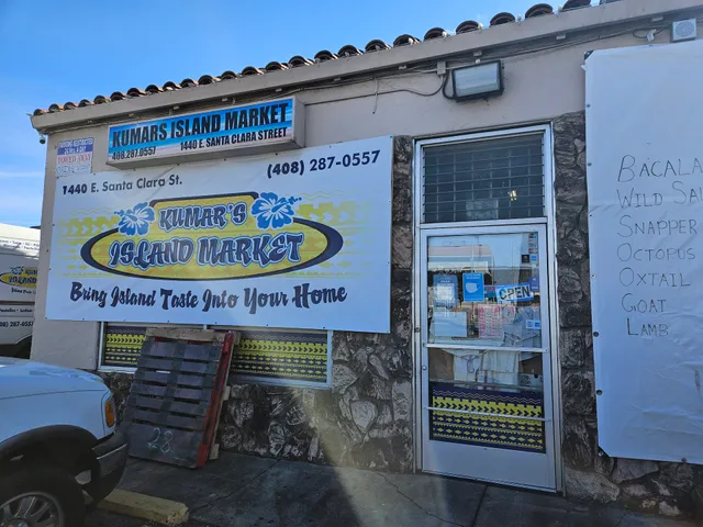 Kumar’s Island Market