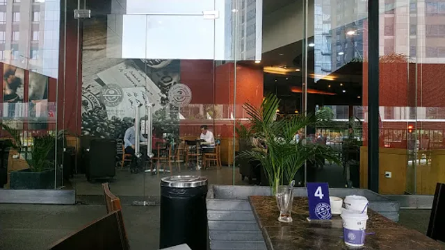 The Coffee Bean & Tea Leaf - Pacific Place