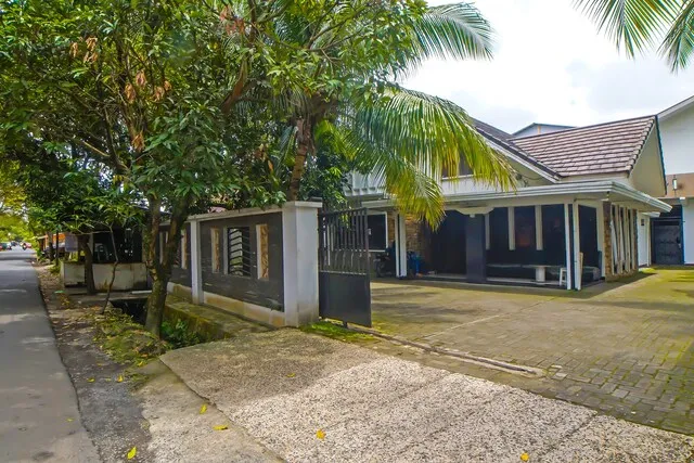 OYO 92314 De Coco Guesthouse