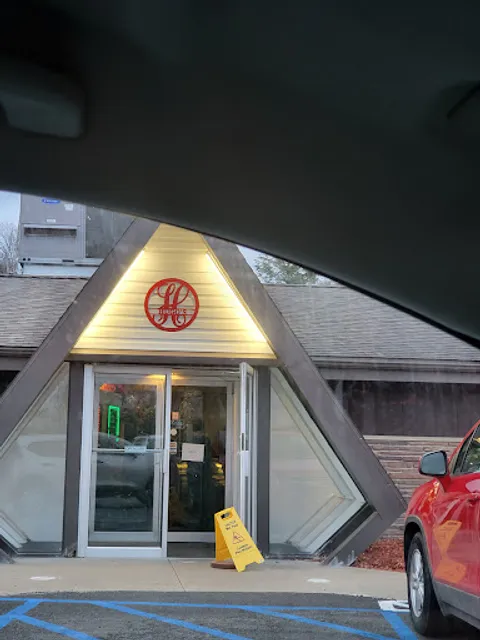 Hugo's Restaurant & Catering