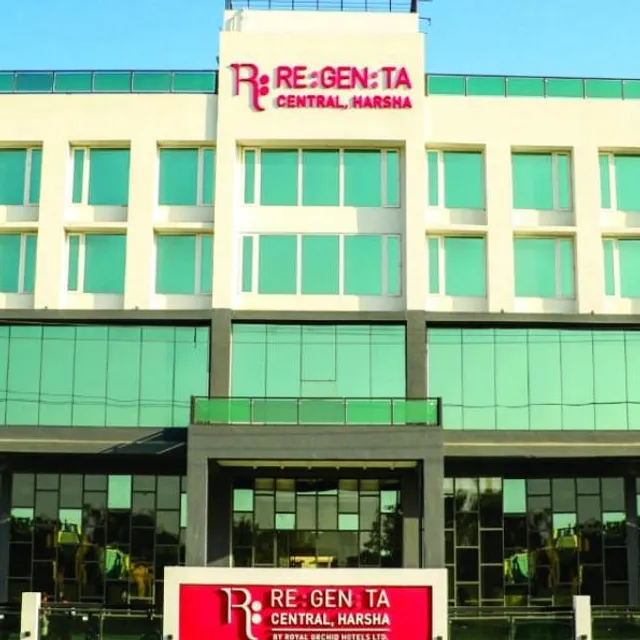 Re: Gen: Ta Central Vapi by Royal Orchid