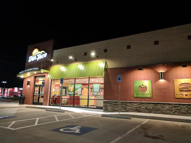 Del Taco