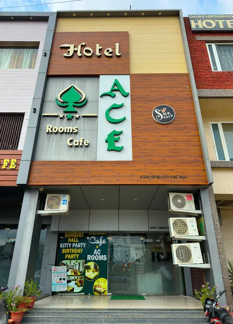 Hotel ACE