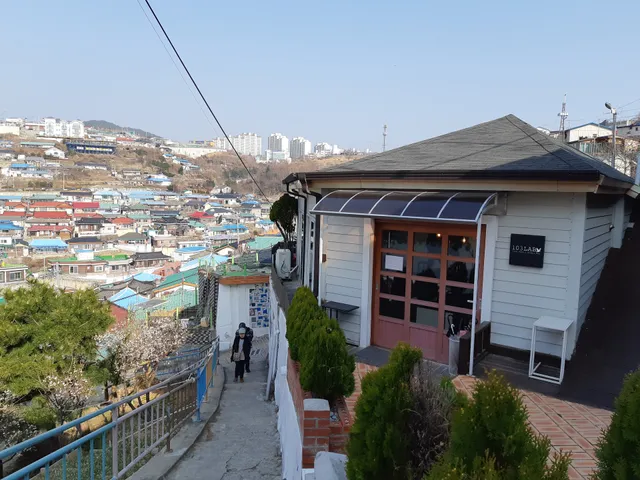 103LAB 게스트하우스