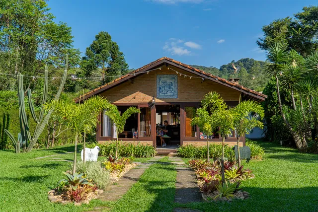 Chalés Jardim das Bromélias