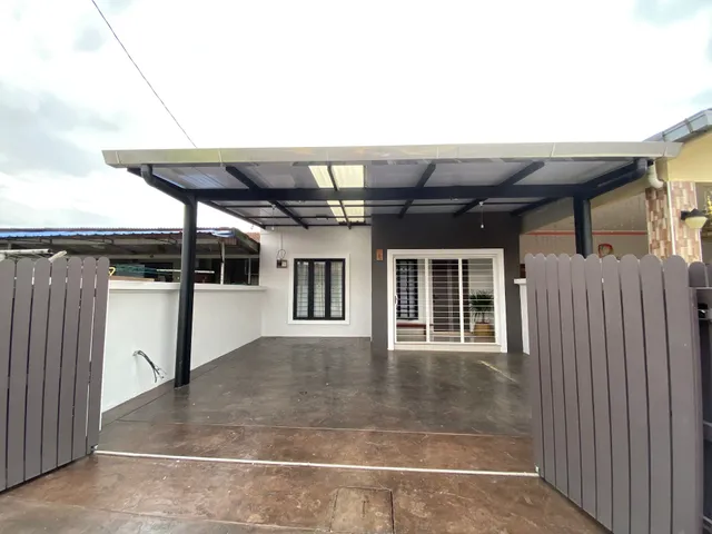 M12 Homestay Butterwoth