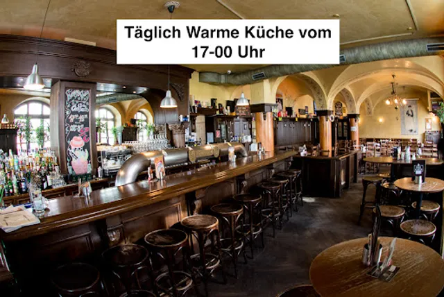 Dillinger Chicago Bar'n Grill