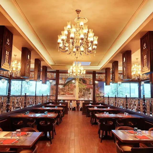 RESTAURANT STEAK HOUSE