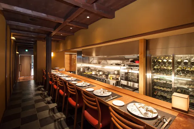 Aoike Restaurant 青いけ