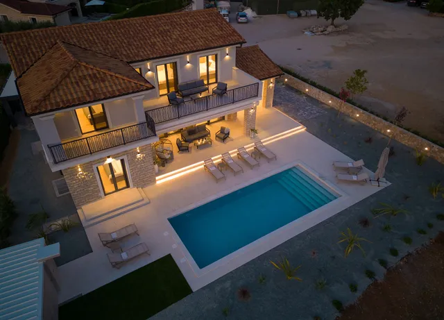 Luxury Villa Harmony by AHR