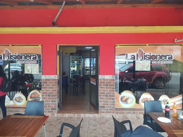 La Misionera