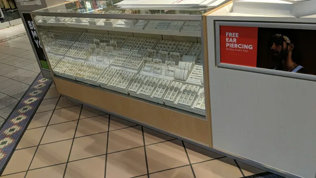 Banter by Piercing Pagoda