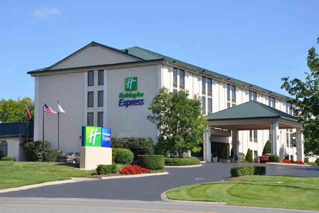 Holiday Inn Express Nashville-Hendersonville