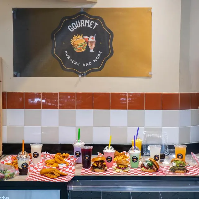 GOURMET BURGERS AND MORE
