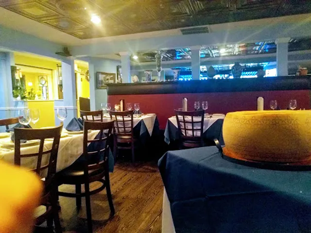 Posillipo Italian Restaurant & Bar