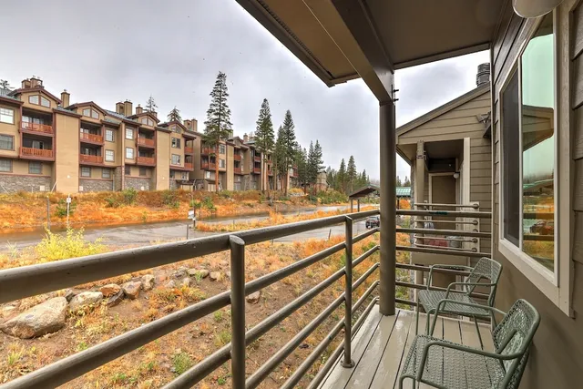 The Meadows 1120 - 2 Br Condo