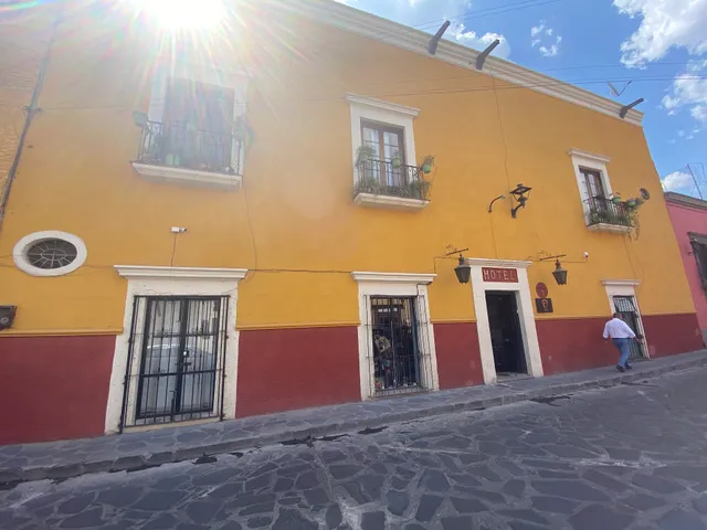 Hotel Ana Catalina and Suites