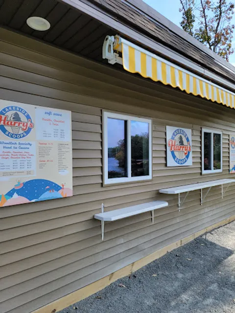 Harry's lakeside scoops