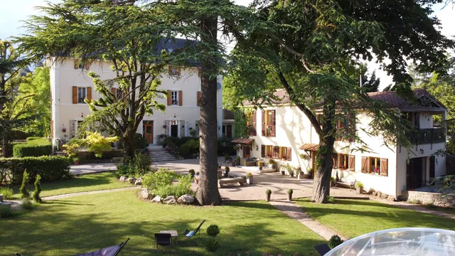 Gites du Caylar - Chambres Et Appartements