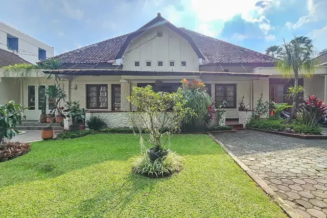 Urbanview Rumah Ebo Dago Bandung