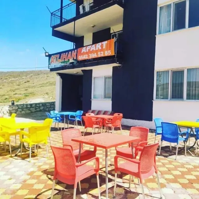 Salda Gölü Konaklama Atlıhan Apart / Beyaz Adalar Pansiyon