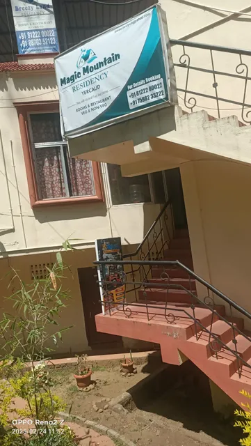 Breezy Land Residency