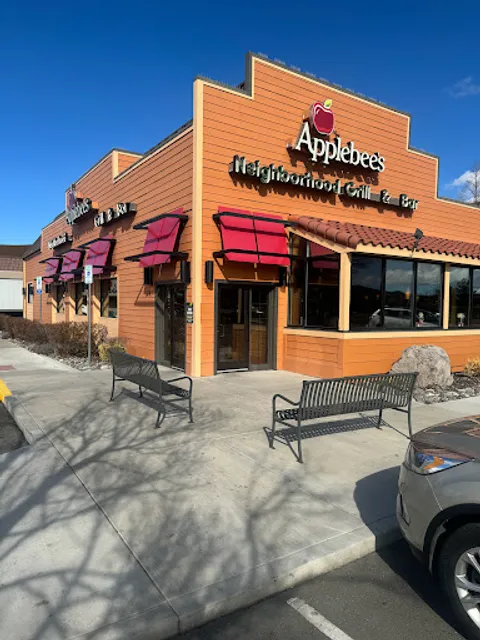 Applebee's Grill + Bar