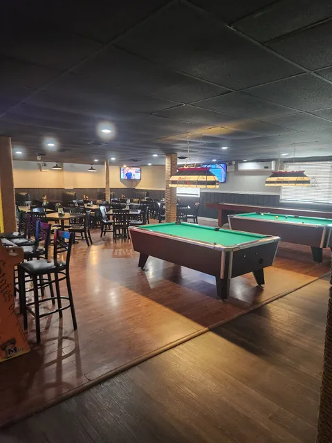 Lombardi's Bar & Grill