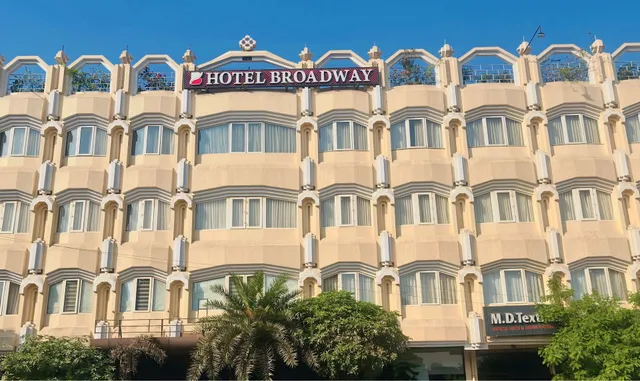 New Hotel Broadway