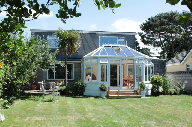 Seven Bed & Breakfast