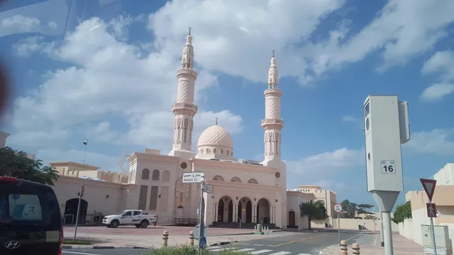 Suhail bin Juma Mosque جامع سهيل بن جمعة