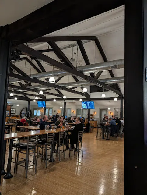 Beechwood Inn's Hardwood Grille