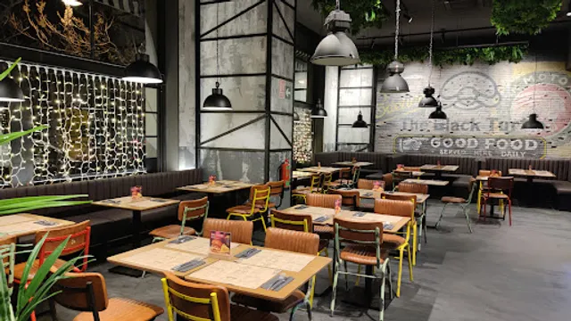 The Black Turtle - Cortes Valencianas