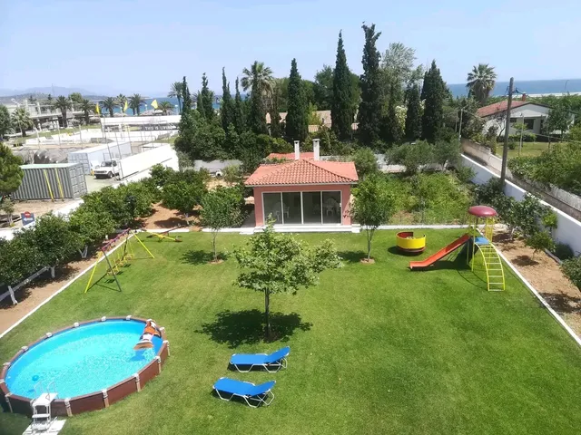 Marathon Beachside Homes & Villas