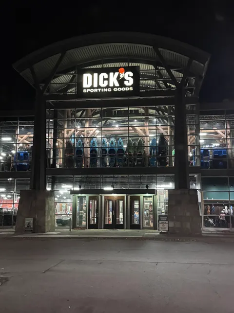 DICK'S Sporting Goods