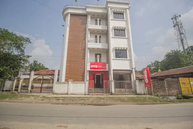 OYO 48303 Bharati Bhawan & Lodge