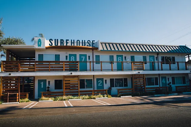Surfhouse Boutique Hotel
