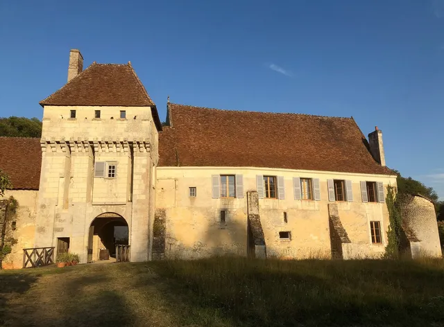 Château-monastère de la Corroirie