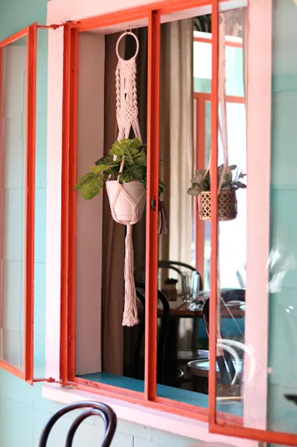 NOLA Brunch & Beignets