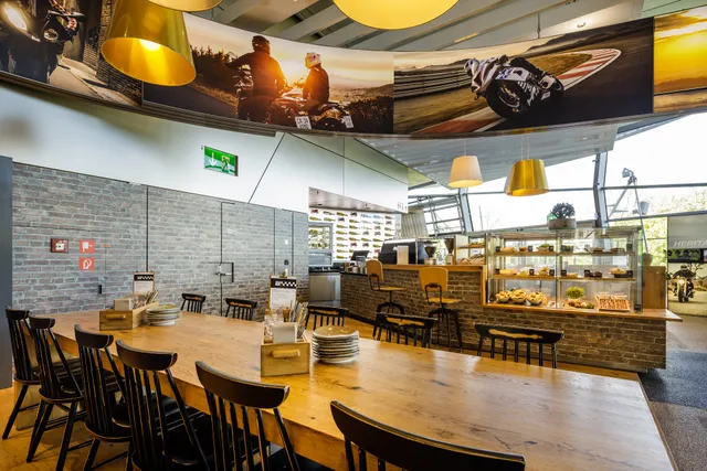 Biker's Lodge (BMW World)