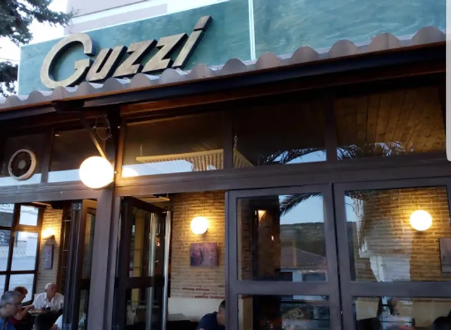 Pizzería Guzzi