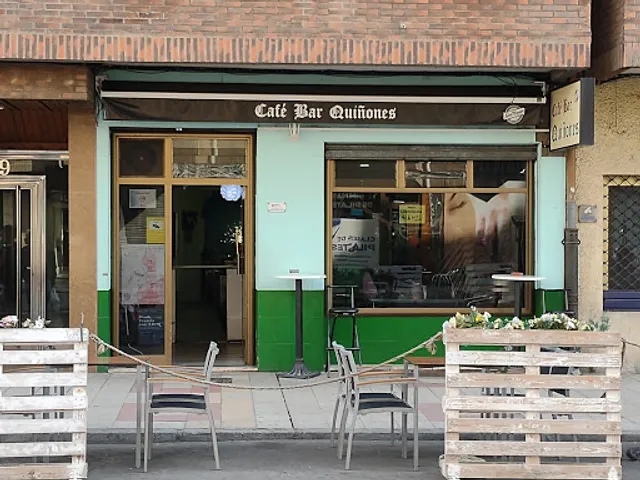 Bar Quiñones