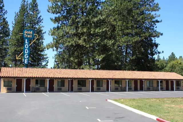 Gold Trail Motor Lodge