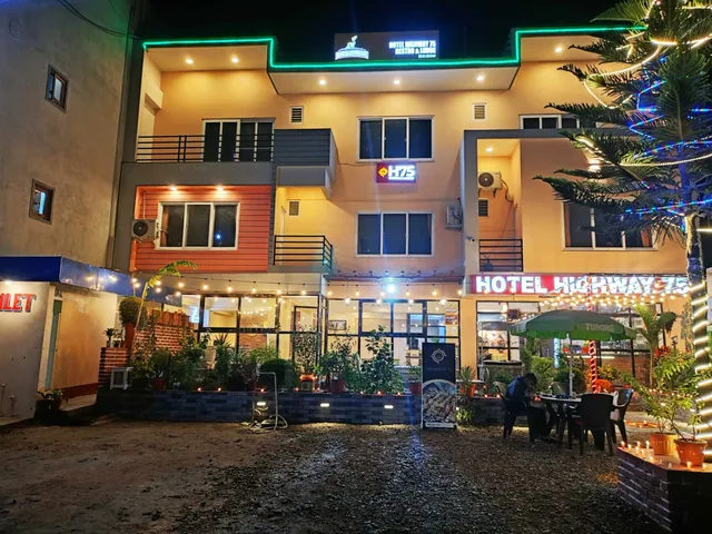 Highway 75 - Lodge and Restro