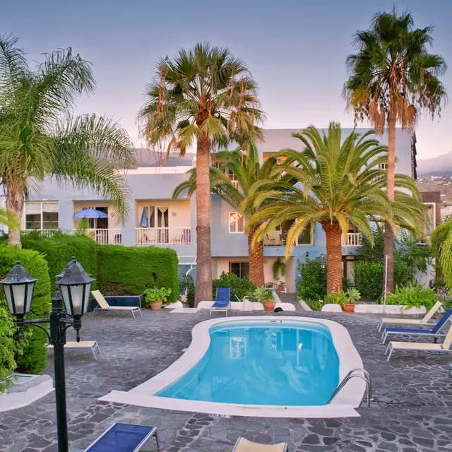 Apartamentos Adjovimar