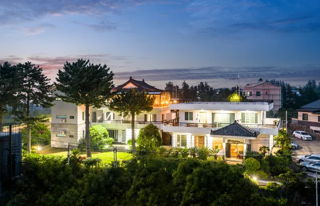 Harry and Sodam Pension