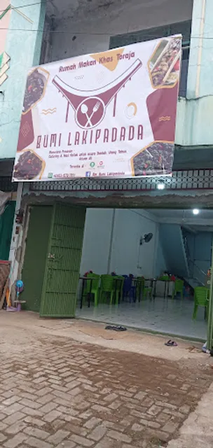Rumah Makan Bumi Lakipadada